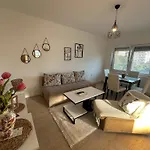 Apartament Alisa *